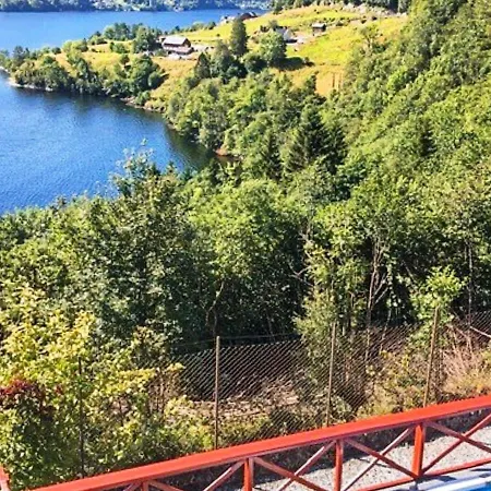 8 Person In Bruvik-by Traum